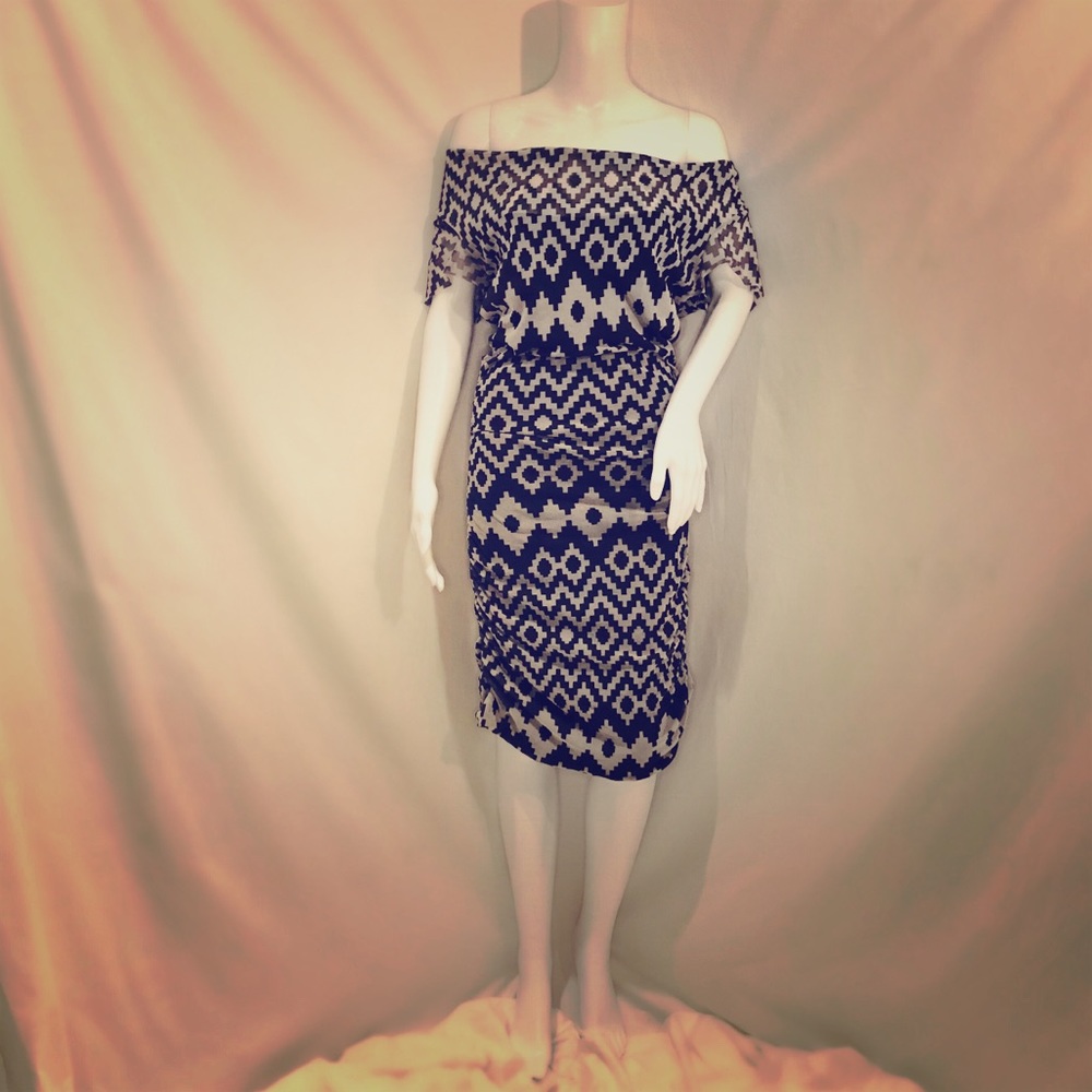 Bebe Tribal Navy & White BodyCon Ruched Dress
